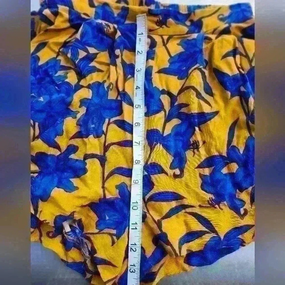 90s HIGH  WAISTED SHORTS - Picture 4 of 4